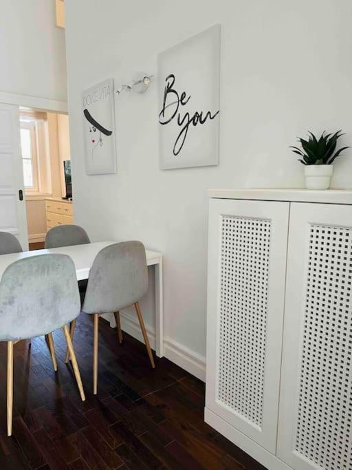 Apartamento Luxury Flat In Downtown With Free Parking