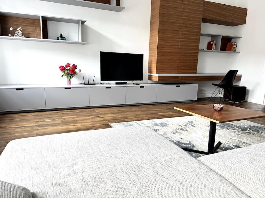Apartamento Luxury Flat In Downtown With Free Parking *